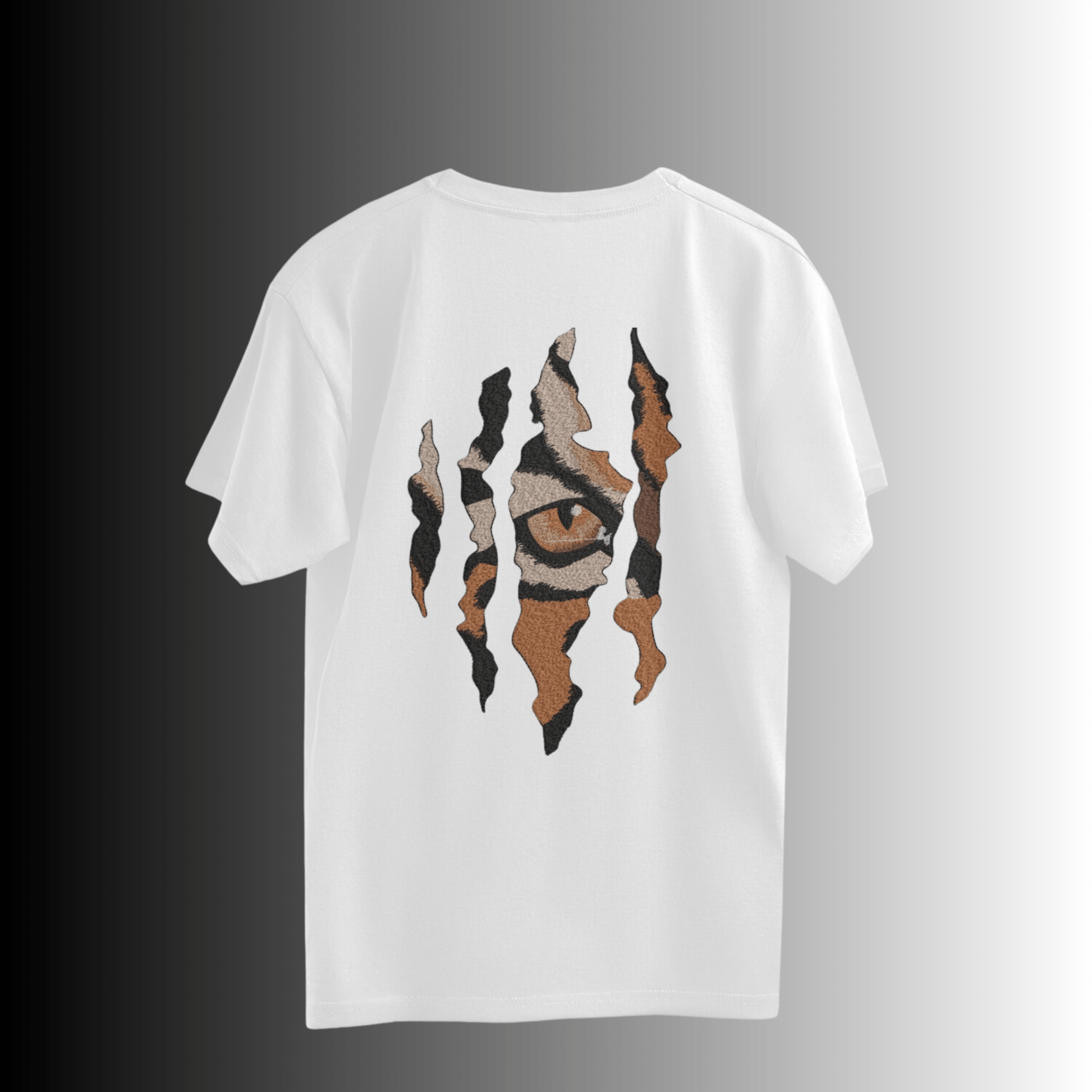 "DASHYDOZE Premium Oversized White T-Shirt – Unisex Streetwear with Logo & Graphic Back Print" - Dashydoze